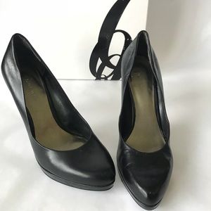 Nine West Black Synthetic Leather Rocha Pumps
